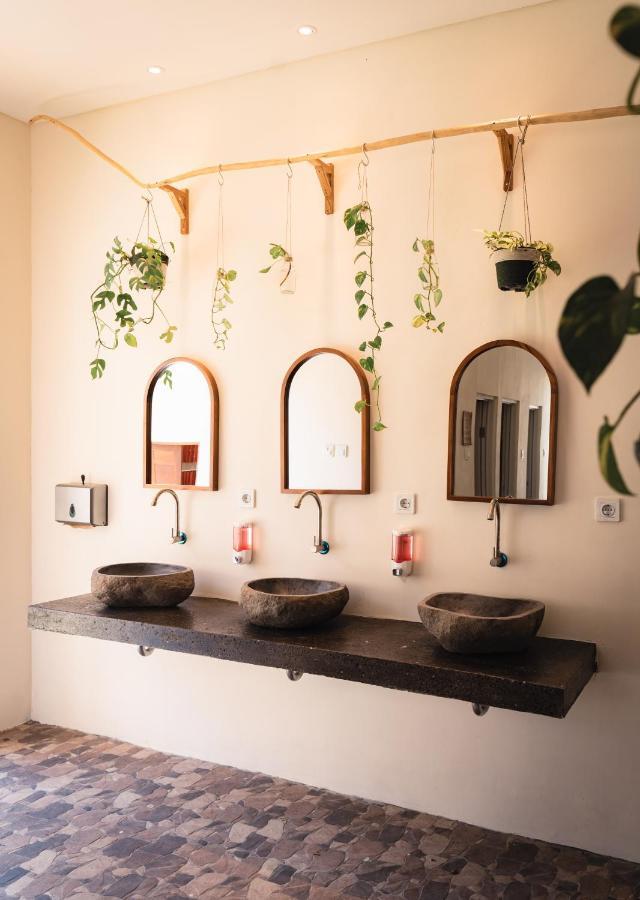 The Penida Project Hostel Ped Εξωτερικό φωτογραφία